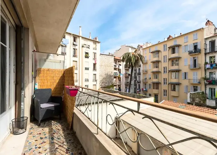 Apartamento Beautiful & Spacious 2 Bed Near Center *