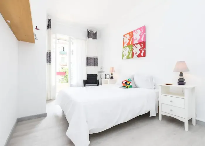 Apartment Beautiful & Spacious 2 Bed Near Center Nizza